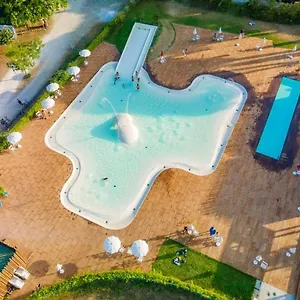 Vacanceselect Mobil Homes - Camping Pineta Sul Mare Camping Village , Cesenatico Italia